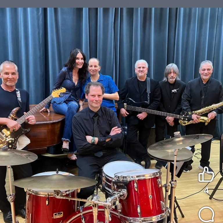 Louis Vanaria & The Uptown Band TBA