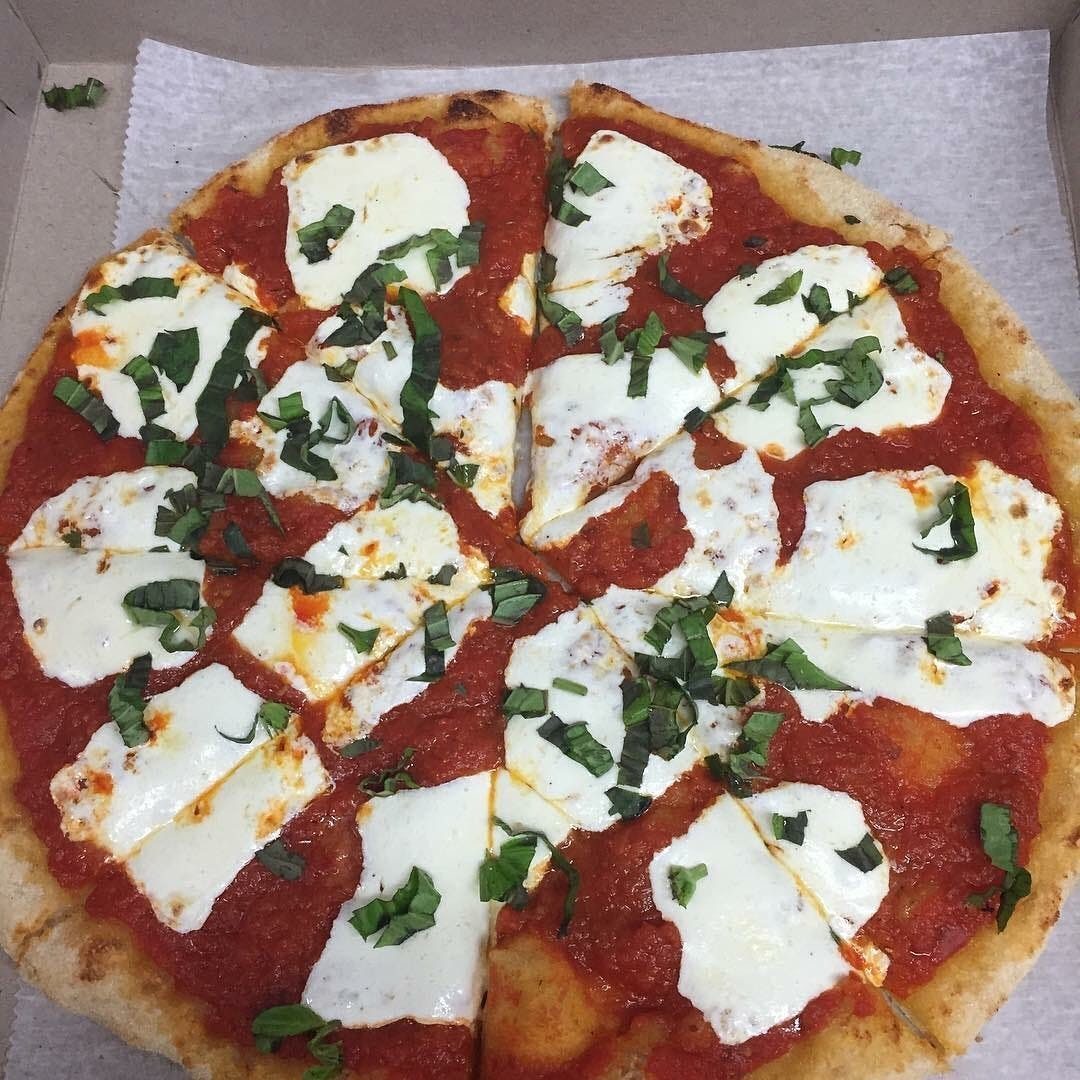 Margherita Pizza (Medium 11").
